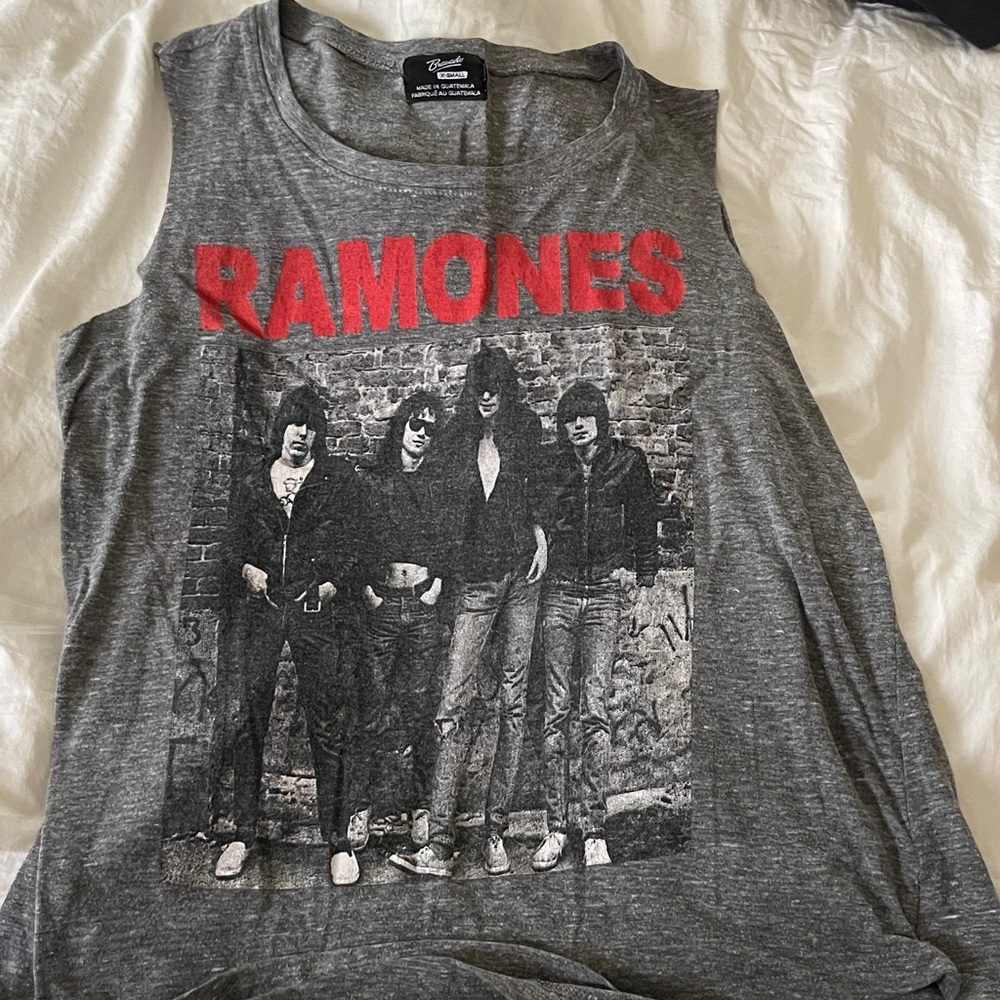 Ramones tank